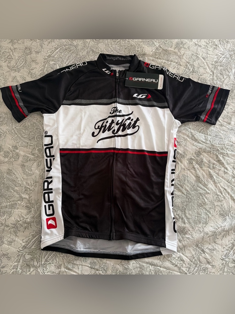 Brand: Louis Garneau
Model: Sportiv Jersey 
Size: XS
New!
